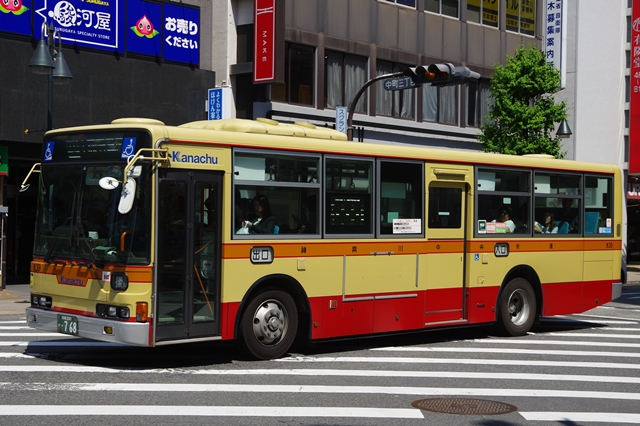【中古】 必ずもうかるバー・スナックの経営/日東書院本社/佐川陽 中古】 必ずもうかるバー・スナックの経営/日東書院本社/佐川陽